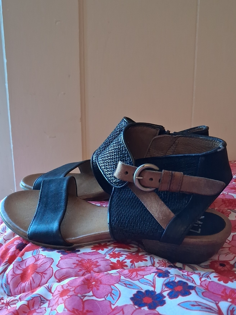 Miz Mooz Women’s Black Leather Ankle-Strap Sandals With Brown Buckle